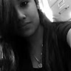 Meet your Posher, Alexia daniela